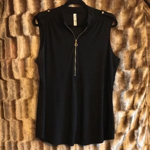 Stretchy and comfortable Blouse/Top